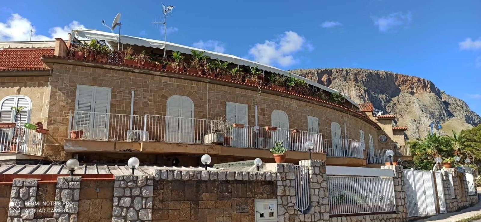 Ashur 163 - Mondello Palermo Esterno foto